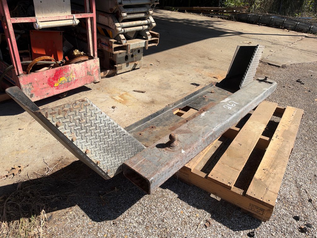 Steel Bumper and Trailer Moving Attachment for Forklift