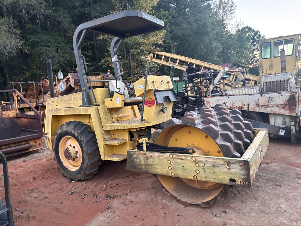 Bomag BW142 PD2 Pad Drum Compactor