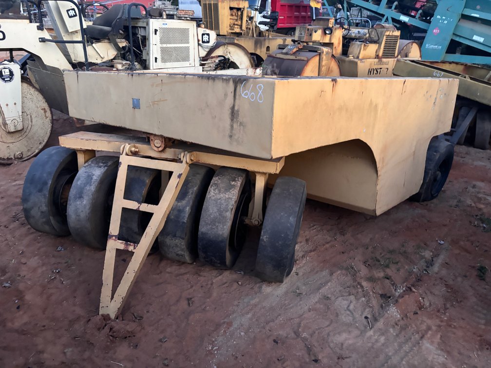 Pull Type Wobble Wheel Roller