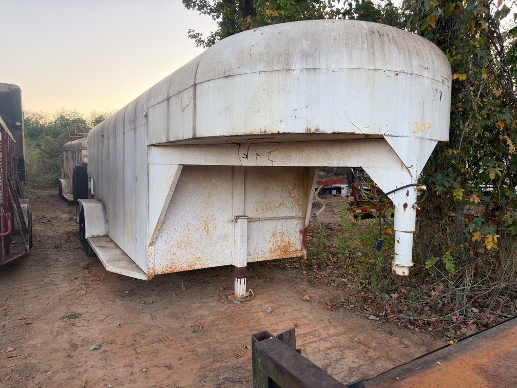 Lot 307