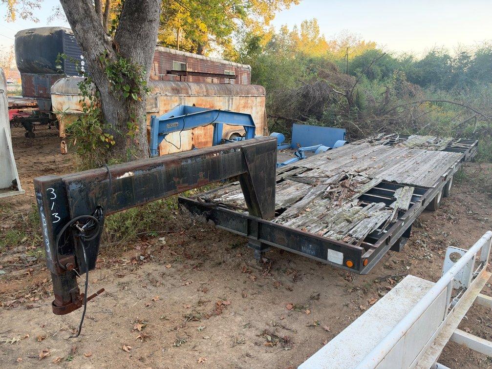 Trail-Eze TE24AH Gooseneck Flatbed Trailer