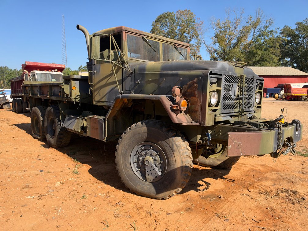 Military 6x6 Flatbed Truck