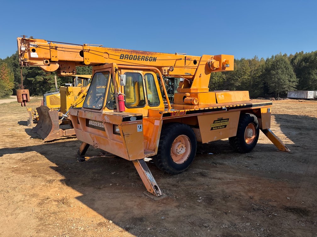 Broderson RTR802C Carry Deck Crane