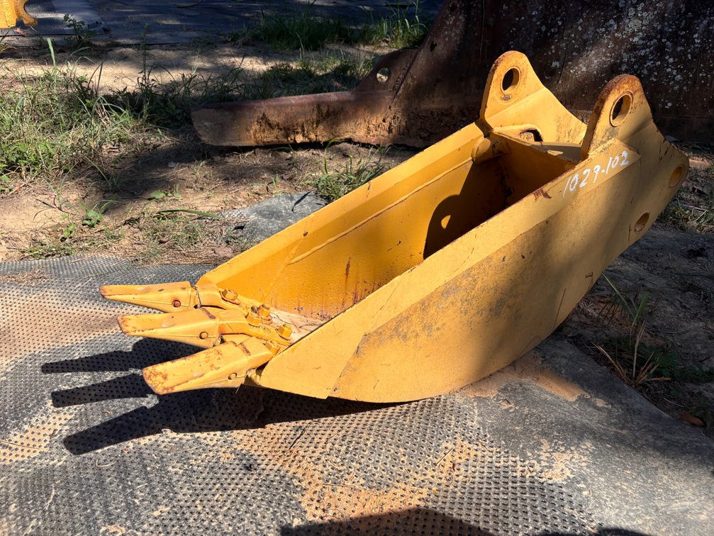 Excavator Trenching Bucket with 3 Teeth