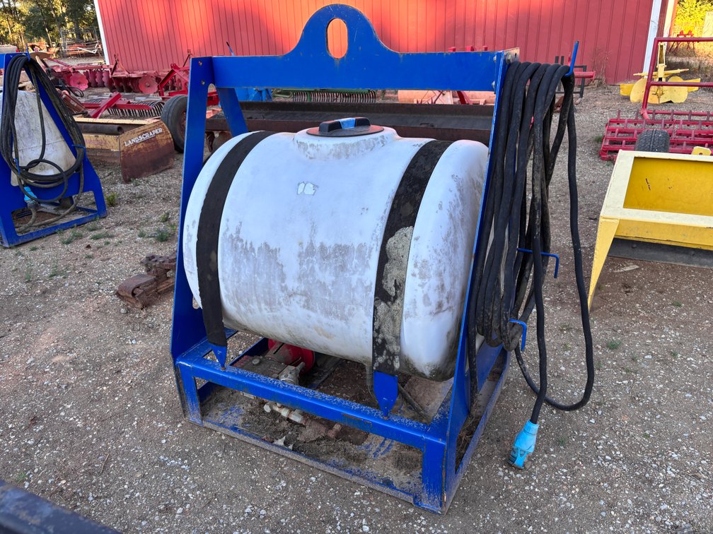 Poly Tank Skid Unit in Steel Frame with Electric Pump