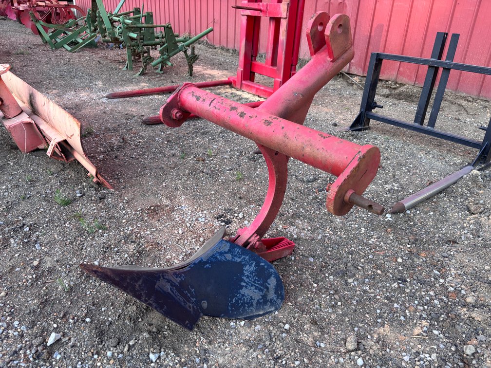 3-Point Hitch Middle Buster