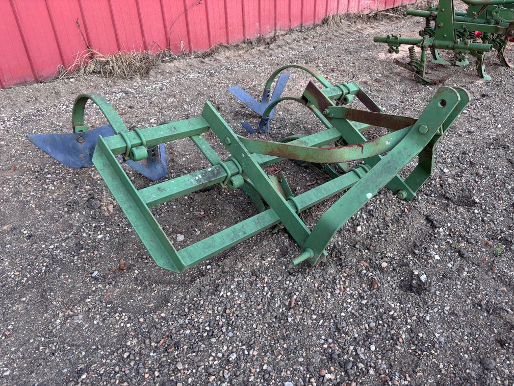3-Point Hitch Cultivator Implement with Sweeps