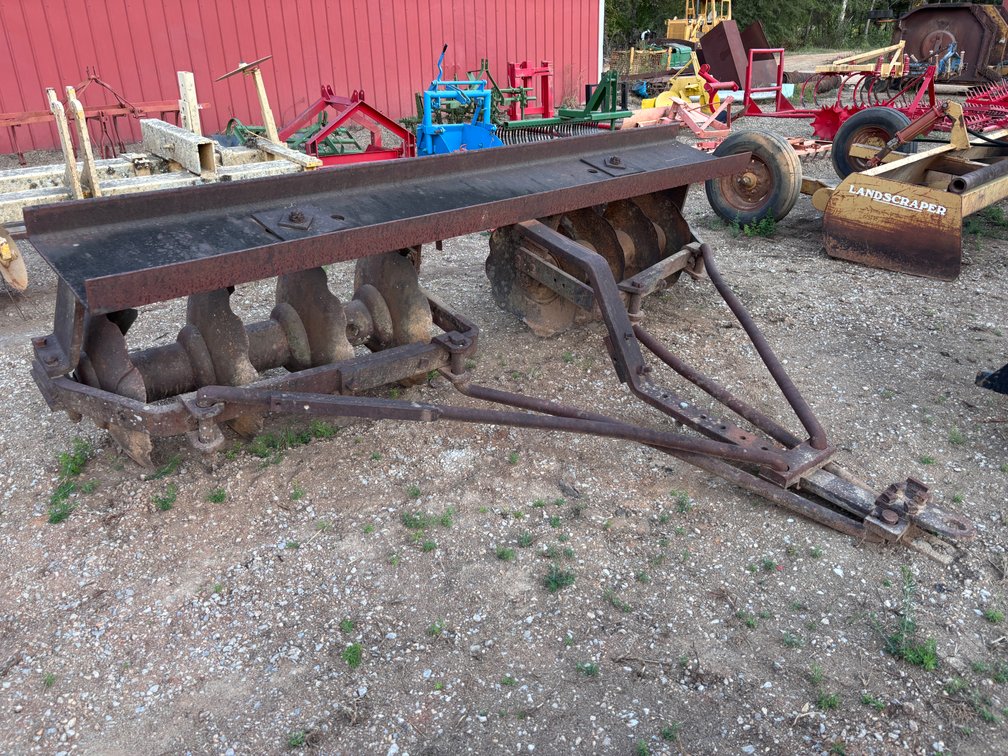 10 FT Pull-Type Heavy-Duty Disc Harrow with Weight Tray