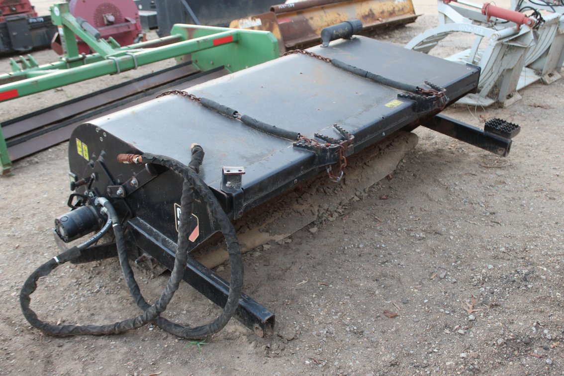 Caterpillar BP118C Skid Steer Broom Attachment