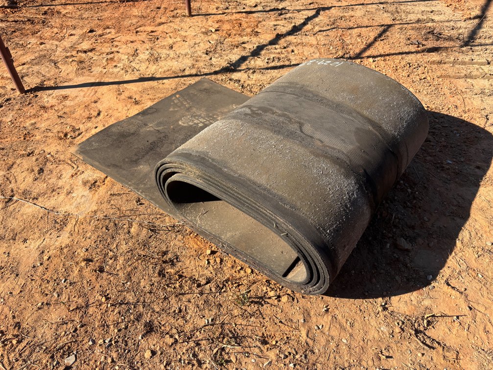 Heavy-Duty Black Rubber Conveyor Belting Roll
