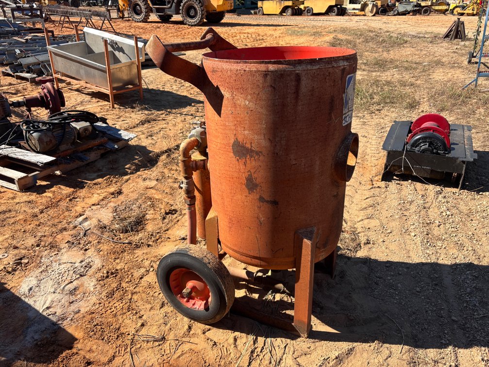 Portable Steel Abrasive Blasting Pressure Pot