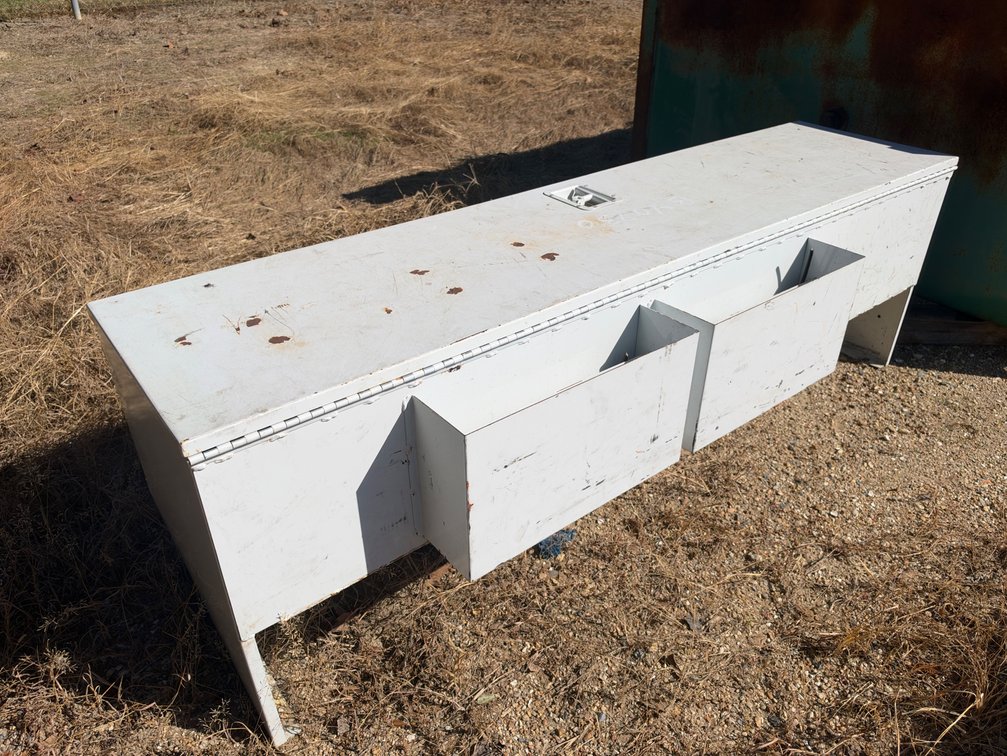 TRUCK TOOL BOX