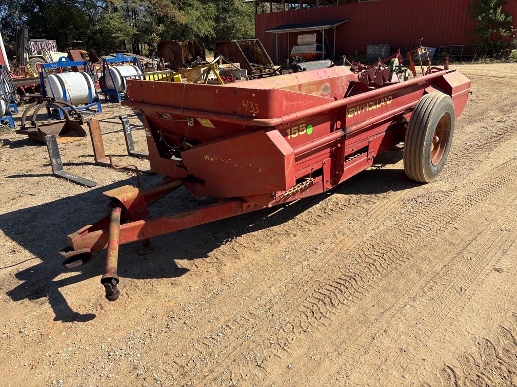 Ford New Holland 155 PTO Manure Spreader Trailer