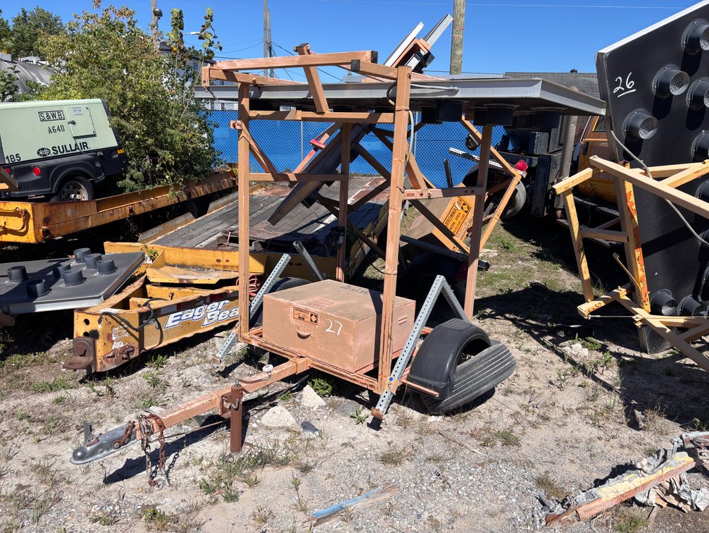 Lot 27