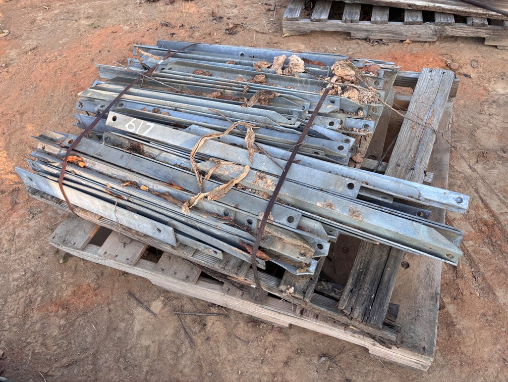 Galvanized Steel Brackets/Angle