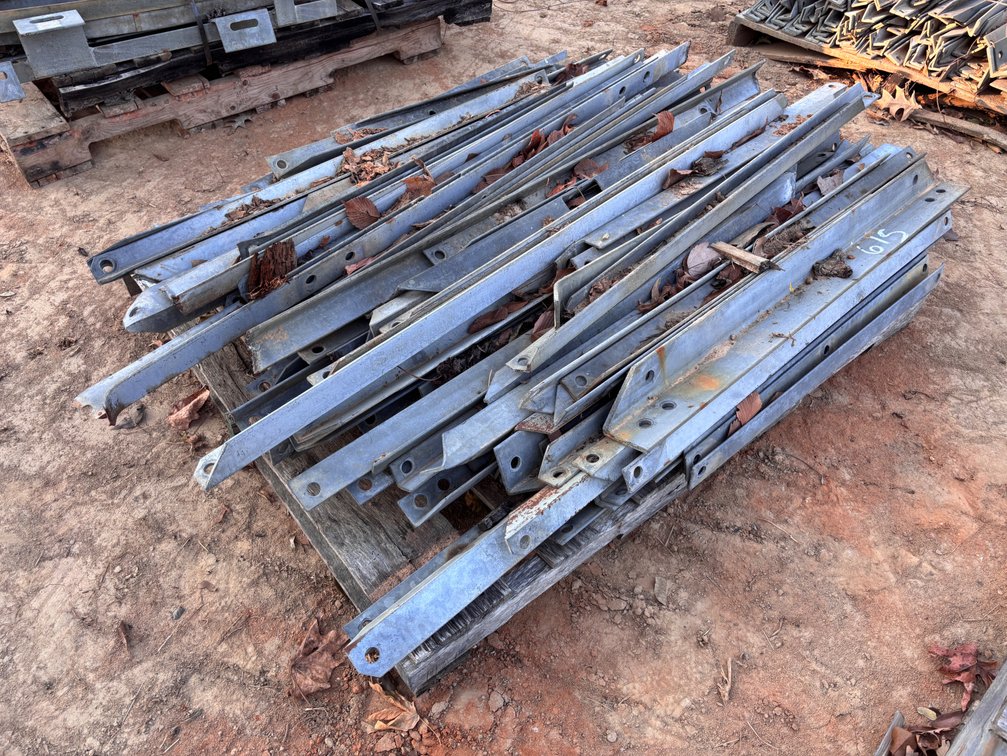 Galvanized Steel Brackets/Angle