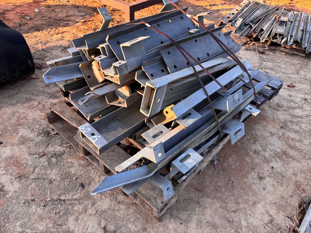 Galvanized Steel Brackets/Angle