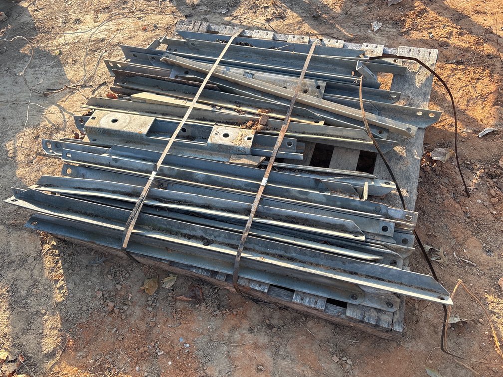 Galvanized Steel Brackets/Angle