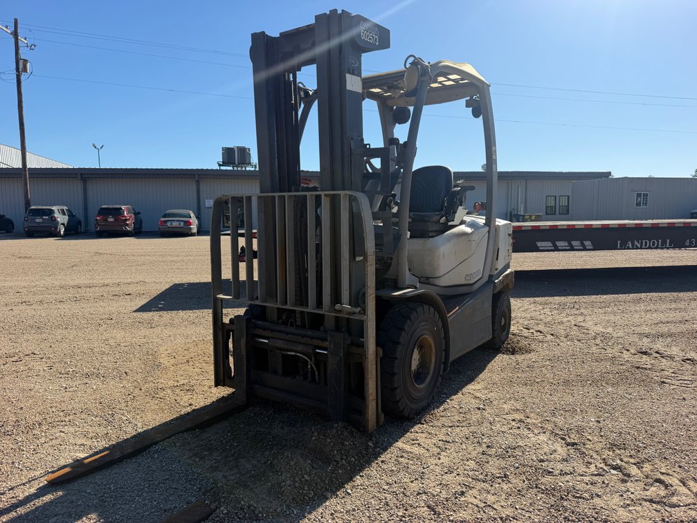 CROWN C-5 FORKLIFT | FOR PARTS/REPAIRS