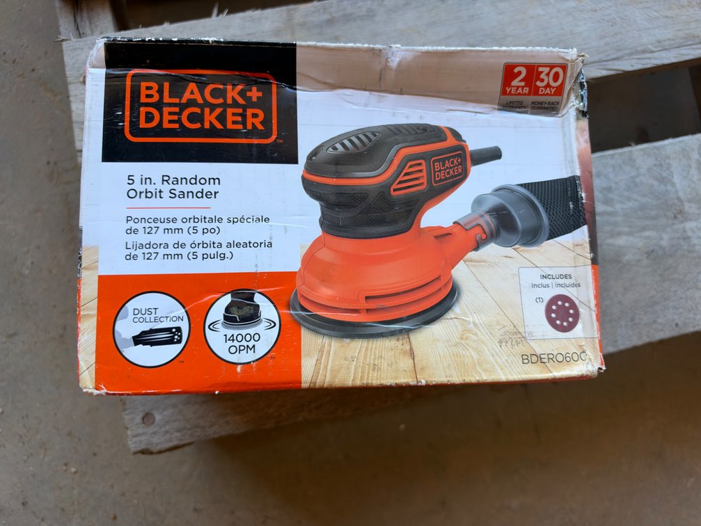 Black & Decker 5" Random Orbit Sander