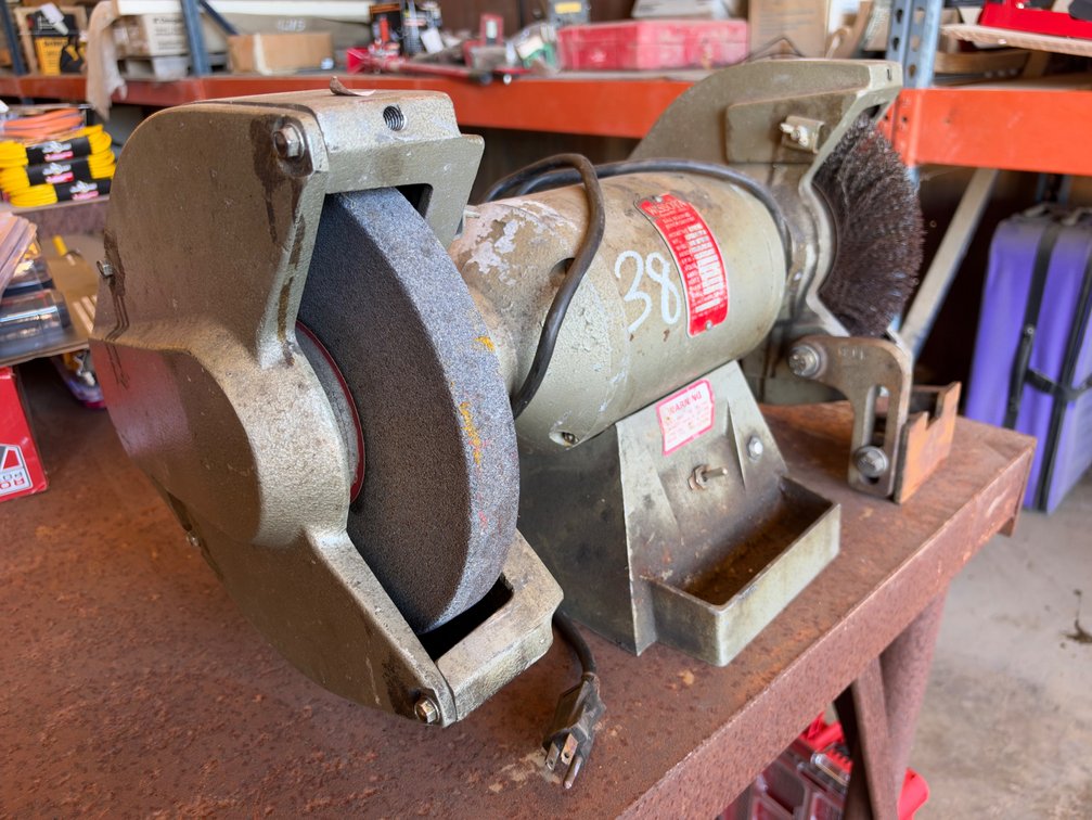 Wissota Ball Bearing Bench Grinder
