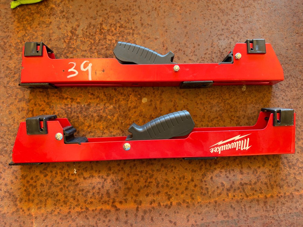 Milwaukee PACKOUT Long Handle Tool Holder