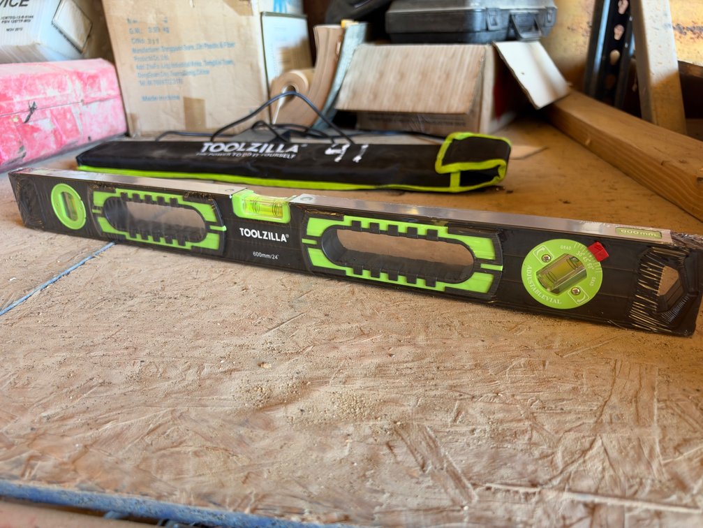 Toolzilla Multi Tool Leveler