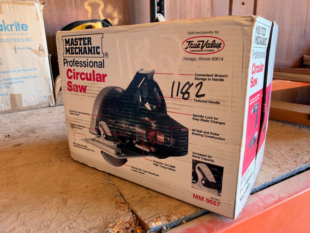 Master Mechanic Professional Circular Saw
