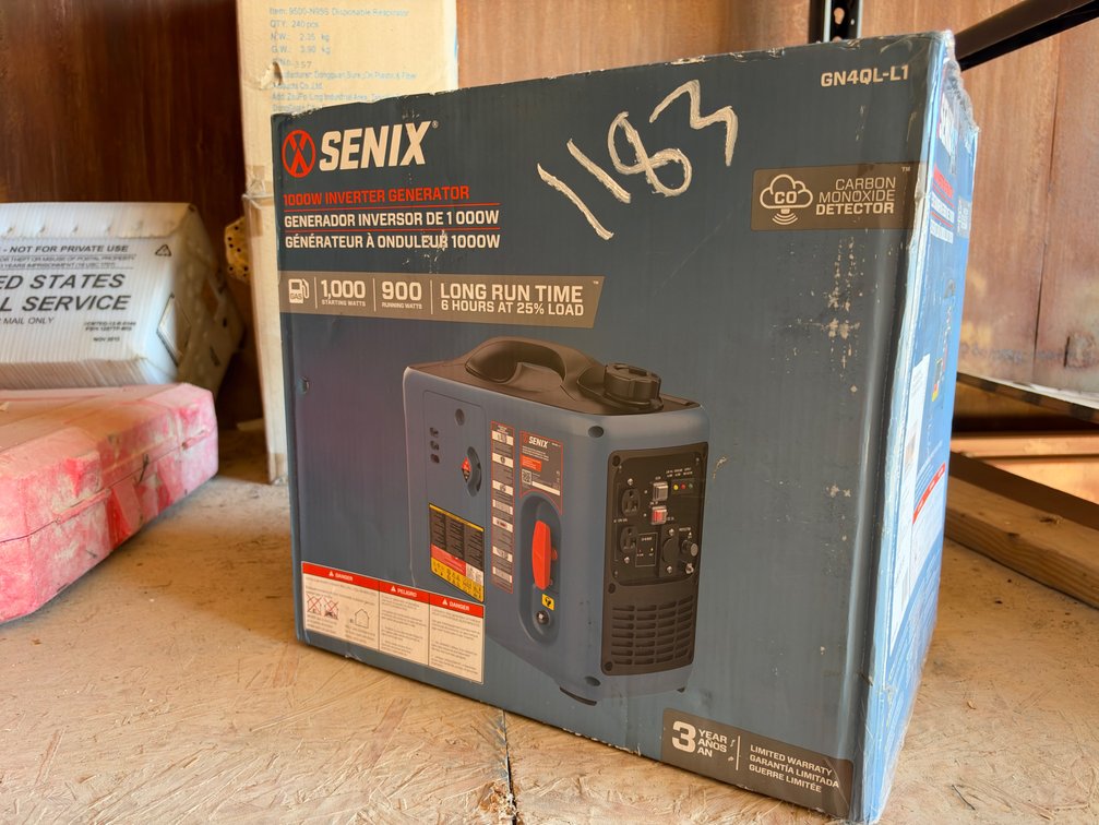 Senix 1000W Inverter Generator