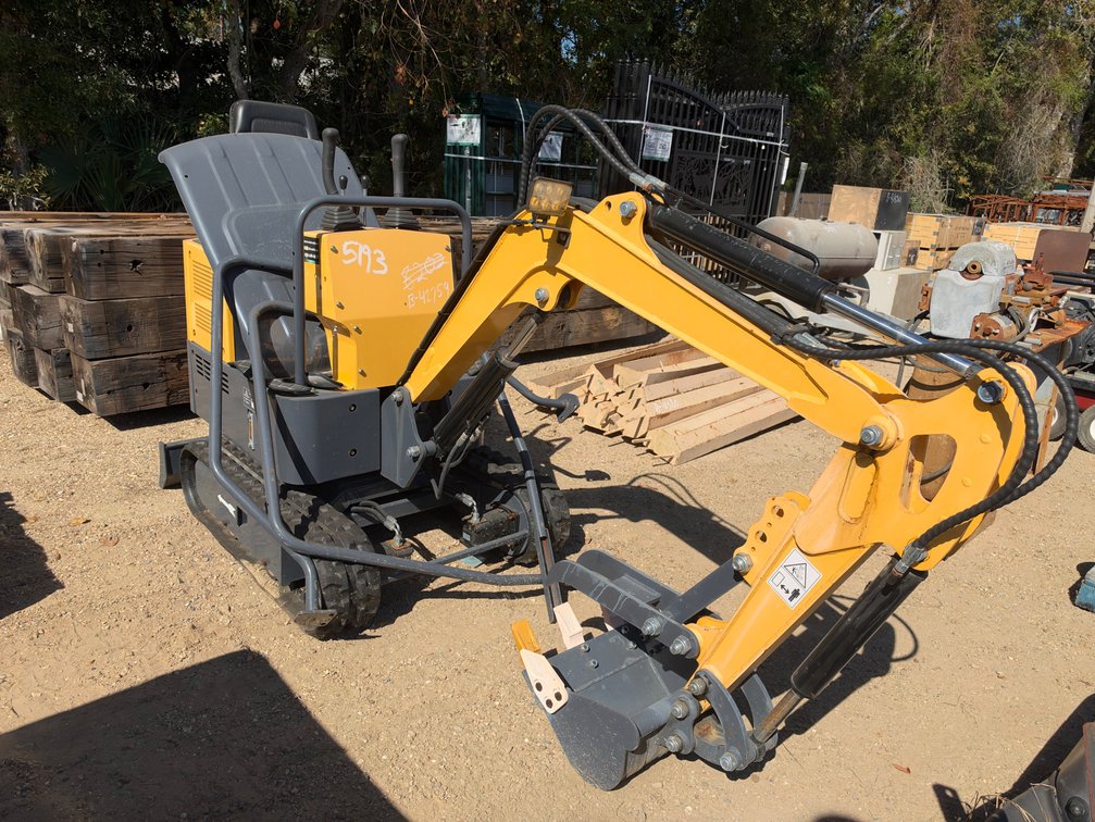 LANDHERO MINI EXCAVATOR