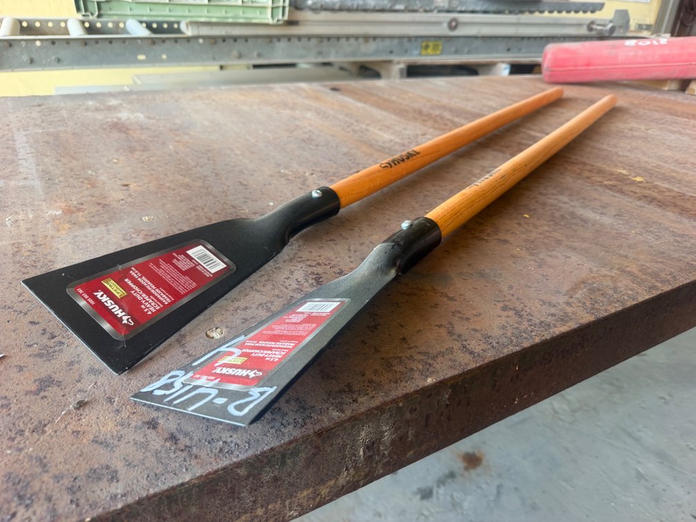 (2) 4.5IN SCRAPER
