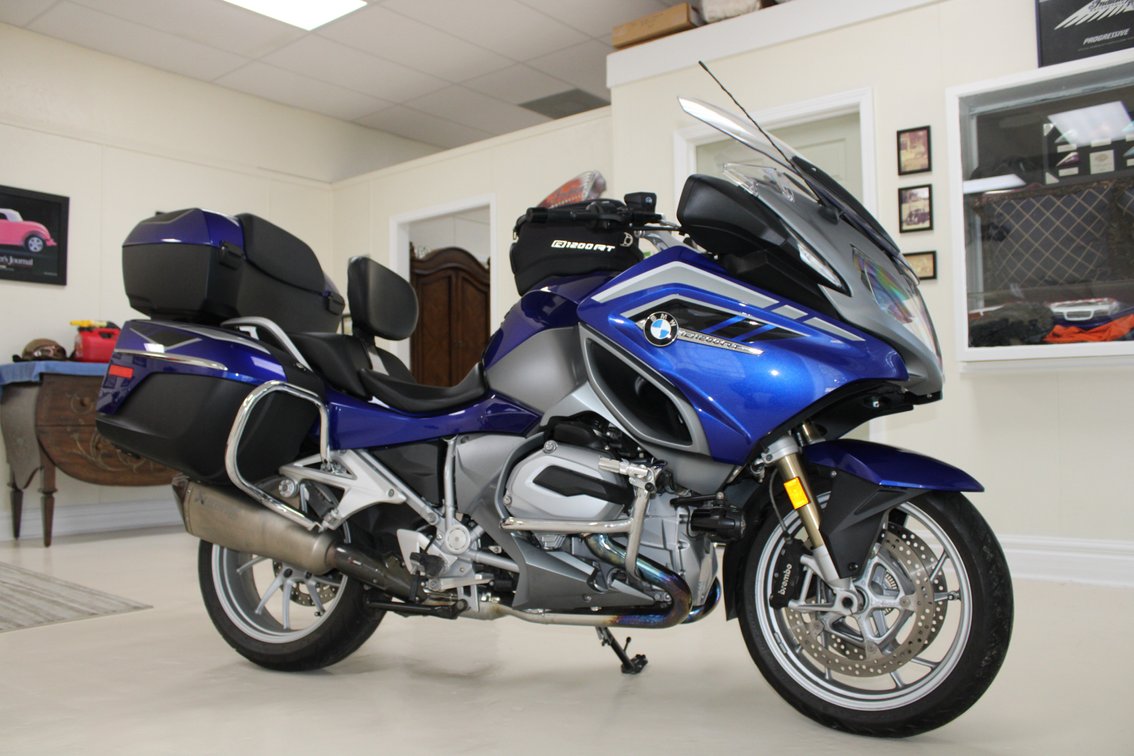 2015 BMW R1200 RT MOTORCYCLE