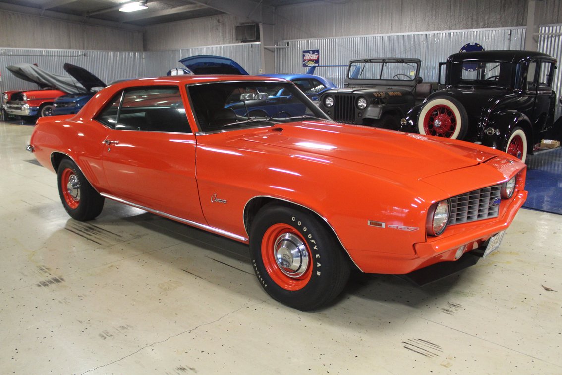1969 CHEVROLET CAMARO COPO RE-CREATION