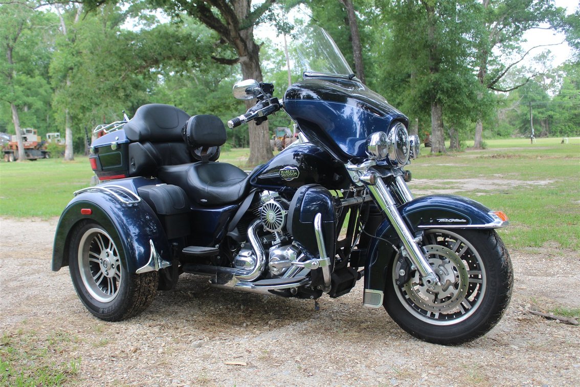 2013 HARLEY-DAVIDSON TRI GLIDE ULTRA CLASSIC MOTORCYCLE