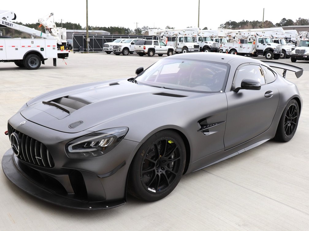 2018 MERCEDES-AMG GT4