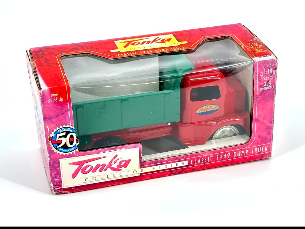 TONKA 59TH ANNIVERSARY 1949 DUMP TRUCK IN ORIGINAL BOX