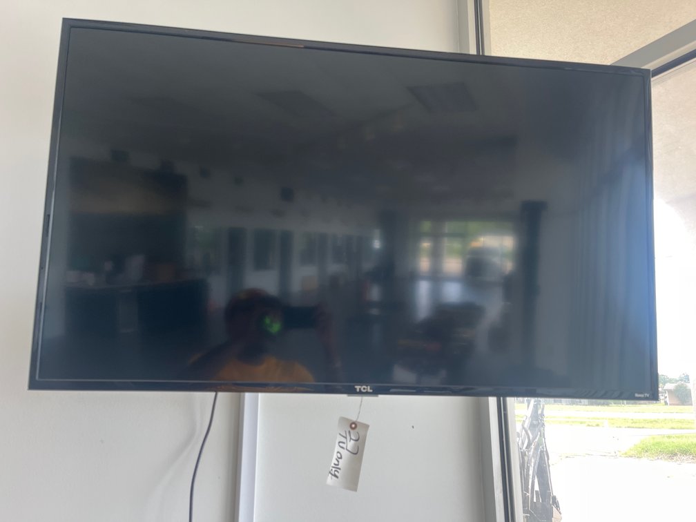 LOT OF 3 TELEVISION 