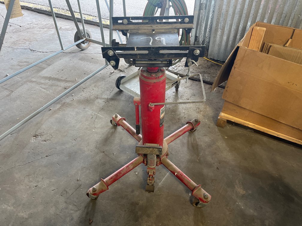 TELESCOPING JACK