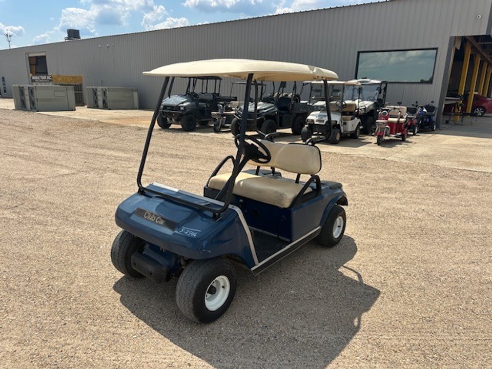 CLUB CAR GOLF CART  | NOT TITLED