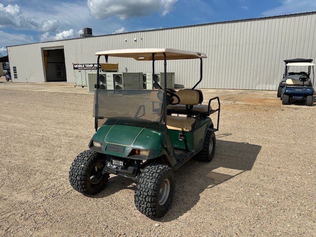 EZ GO GOLF CART  | NOT TITLED