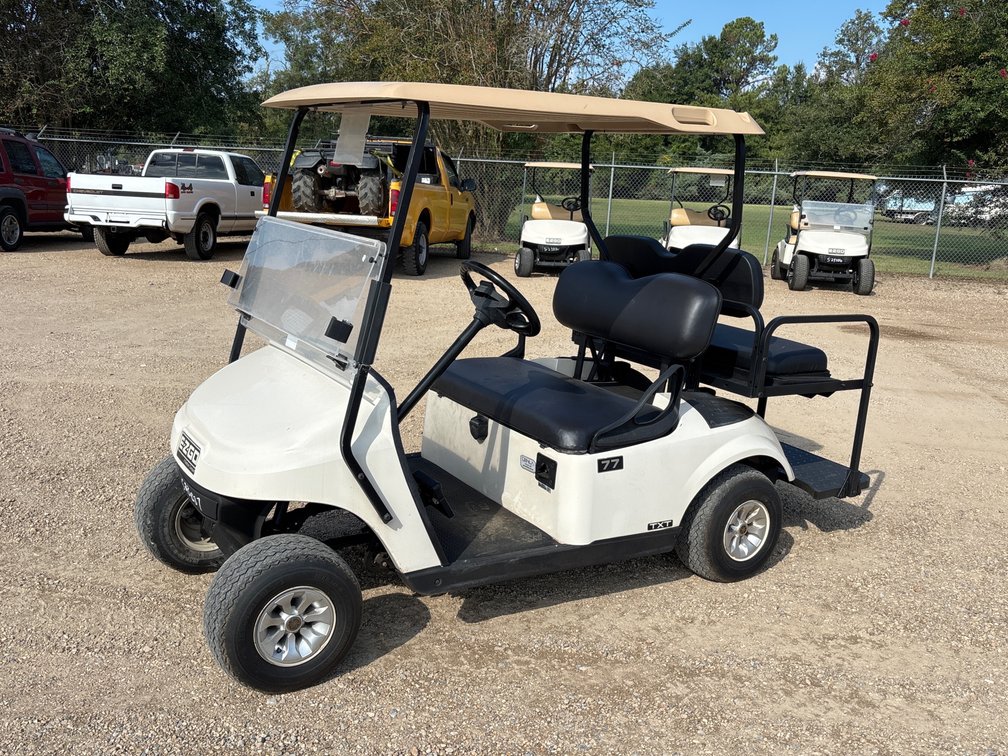 EZ GO GOLF CART  | NOT TITLED