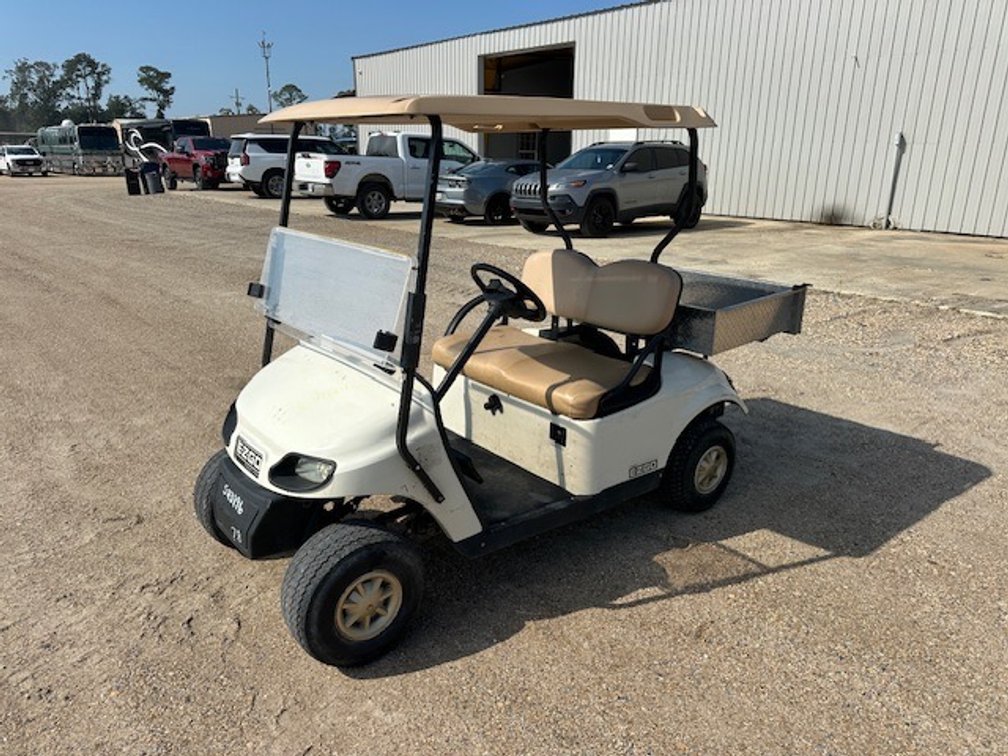 EZ GO GOLF CART  | NOT TITLED