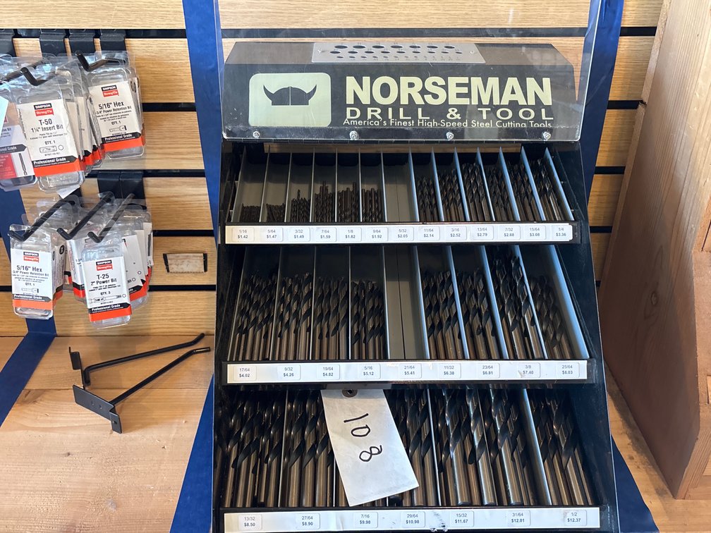 LOT OF DRILL BITS