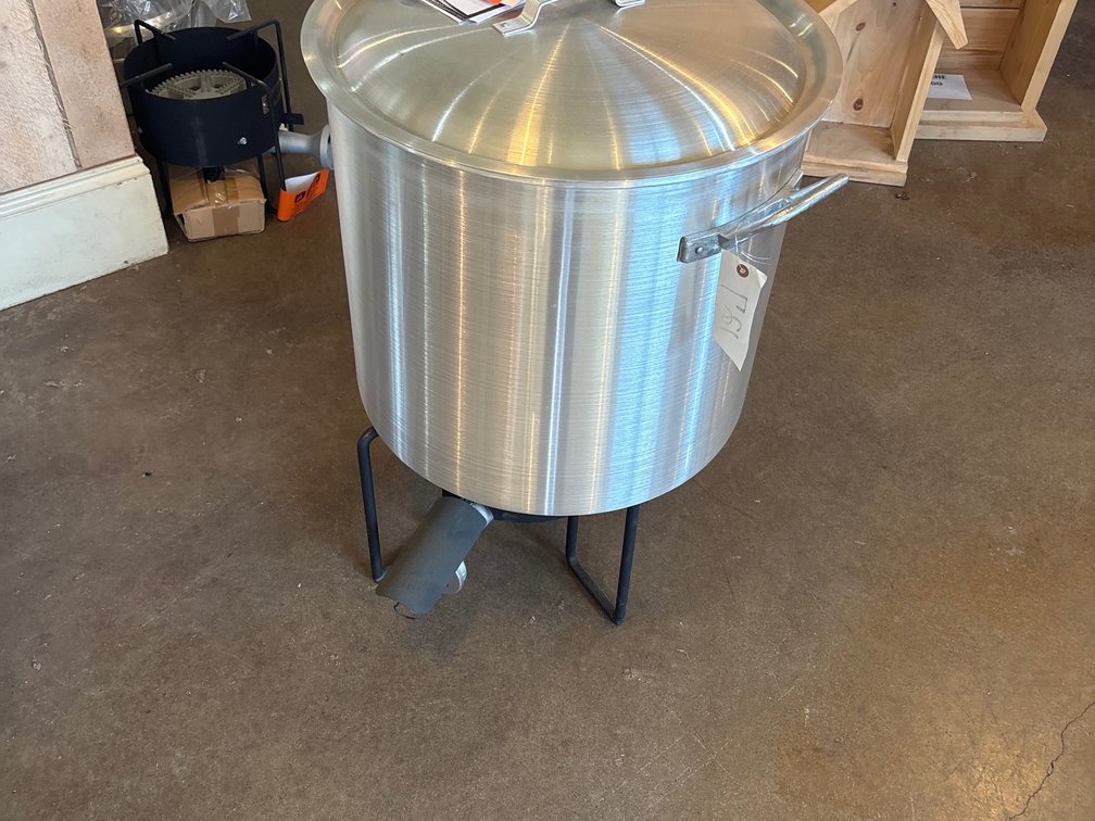 CRAWFISH POT WITH BURNER