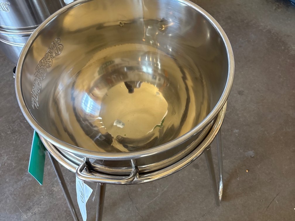 15 GALLON STAINLESS KETTLE WITH STAND