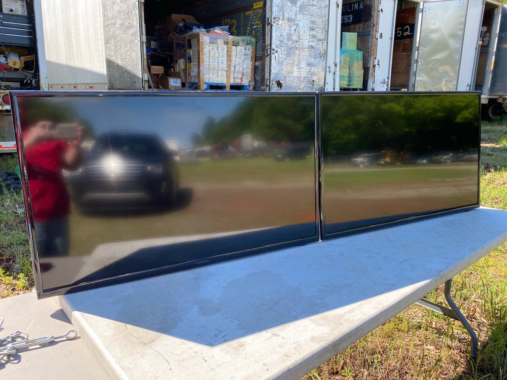 Two 40” insignia tvs