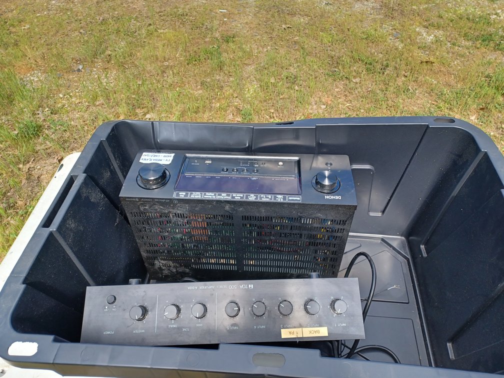 Stereo and Amp 