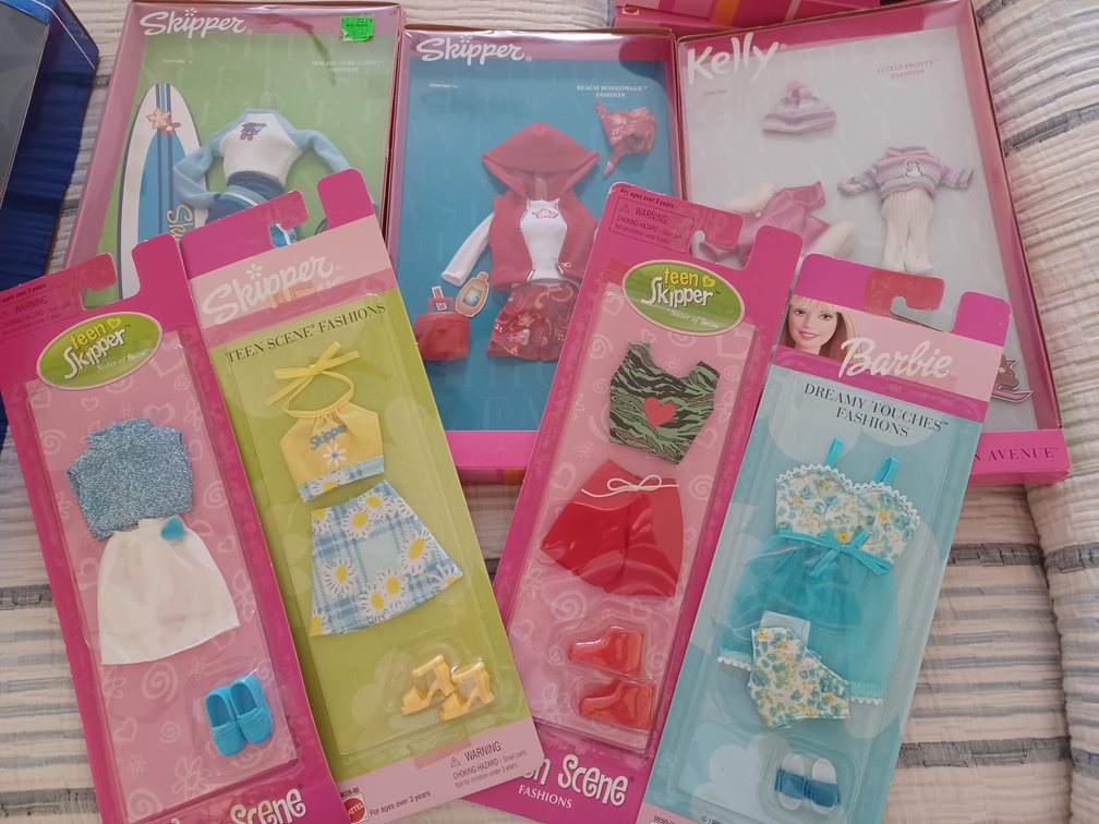 Barbie Skipper and Kelly Clothes