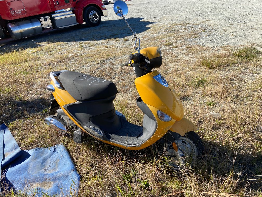 2013  Genuine Scooter Co.  Buddy 125  VIN #  RFVPAC208D1013790