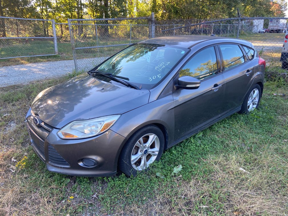 2014  Ford  Focus  VIN #  1FADP3K20EL147184
